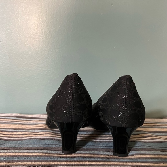 Sale!! 🌺 EUC! Brunate Pump - Made in Italy! - Picture 5 of 8